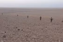 Quân đội Syria tiến công về phía thị trấn dầu mỏ Arak, phía đông Palmyra