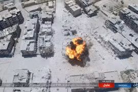 Một vụ đánh bom tự sát VBIED vào lực lượng SDF ở Raqqa