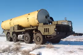 Xe vận tải tên lửa và tên lửa A-135 "Amur" 