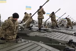 Kiev nơm nớp lo bị đánh úp ở Mariupol