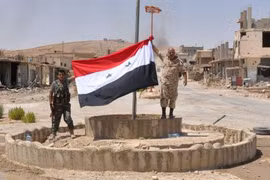 Binh sĩ Syria trong khu vực Trạm T-3 sau cuộc tấn công - ảnh Arab News