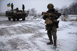 Binh sĩ quân đội Ukraina trên chiến tuyến vùng Donbass - ảnh Voce Sevastopol