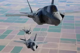 Máy bay tiêm kích tàng hình F-35. Ảnh minh họa The Aviationist