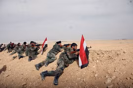 Binh sĩ quân đội Syria trên chiến trường Palmyra