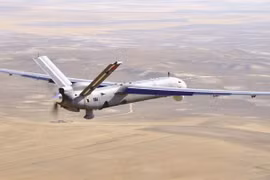 Máy bay không người lái chiến đầu Iran UAV Shahed-129 trên chiến trường Syria - ảnh Masdar News