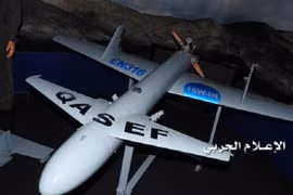 Máy bay không người lái vũ trang Qasef-2K của lực lượng Houthi. Ảnh minh họa South 