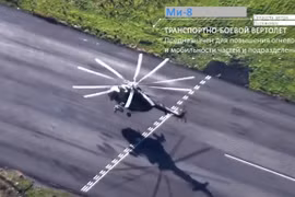Toàn cảnh hoạt động của căn cứ sân bay Khmeimim trên độ cao chim bay. Video Bộ quốc phòng Nga