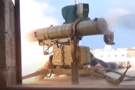 Binh sĩ Syria phóng tên lửa chống tăng ATGM. Ảnh South Front