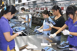 Người lao động đang phải ăn “bánh vẽ”
