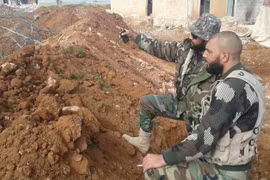 Các chỉ huy lực lượng Tigers trên chiến trường Aleppo