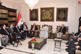 Lãnh tụ luật Hồi giáo tối cao Syria gặp phái đoàn nghị viên châu Âu. Ảnh Muraselon