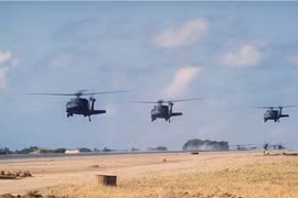 Lực lượng trực thăng chiến đấu của Liên minh quân sự do Mỹ dẫn đầu hoạt động trên chiến trường Syria