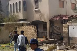 Hiện trường vụ đánh bom. Ảnh: libyaherald