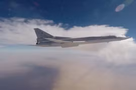 Máy bay ném bom chiến lược Nga Tu--22M3 không kích ở Syria - ảnh video Ruptly