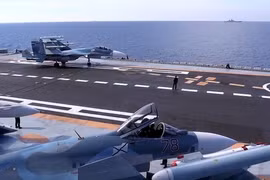 Trên tàu sân bay Đô đốc Kuznetsov ở Syria