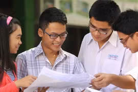 Khi 90 triệu người cùng quyết... làm quan!