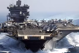 Tàu sân bay năng lượng hạt nhân huyền thoại USS Enterprise của Mỹ đang thực hiện hành trình cuối cùng của mình tới Vịnh Persian