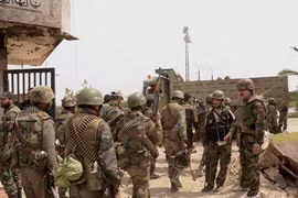 Quân đội Syria kịch chiến Aleppo dưới hỏa lực không quân Nga