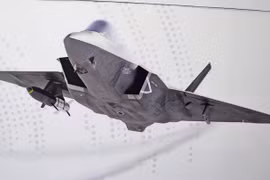 Tên lửa chống tàu siêu âm HAWC, ý tưởng thiết kế dành cho F-35C.