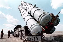Tên lửa phòng không S300 của Nga. Ảnh: AFP/TTXVN