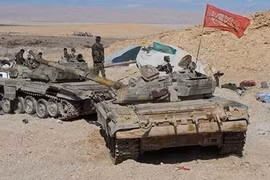 Video: Quân đội Syria trên tuyến đường máu tiến về sào huyệt IS