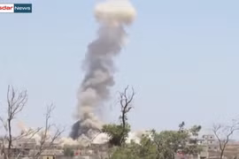 Không quân Syria không kích ác liệt thị trấn Bosra al-Sham