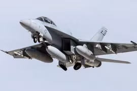 Hệ thống cảm biến hồng ngoại IRST21 trên F / A-18E / F Super Hornet. Ảnh MilitaryLeak