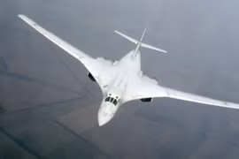 The National Interest: Máy bay ném bom Tu-160M2 trở nên lợi hại hơn