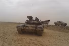 Xe tăng T-90 quân đội Syria trên chiến trường