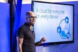 CEO Satya Nadella đang lèo lái con thuyềnMicrosoft theo hướng tập trung nhiều hơn vào điện toán đám mây.