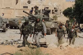 Binh sĩ quân đội Syria trên địa bàn thành phố Aleppo