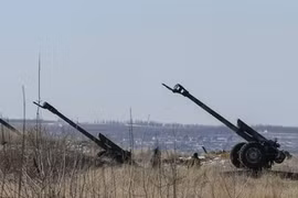 Pháo binh Ukraine bố trí ở Debalsevo