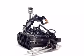 Robot rà phá mìn, vật liệu nổ Remotec F5A của cảnh sát Mỹ. Ảnh The Verge