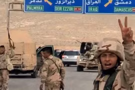 Giao tranh ác liệt phía nam Palmyra, quân đội Syria gặp khó khăn vì bão cát