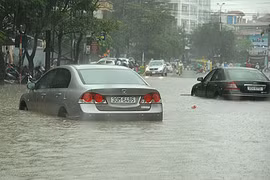 Những tuyến đường thường ùn tắc và ngập nước ở Hà Nội