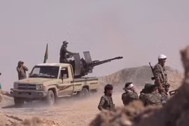 Quân đội Syria đánh trả cuộc tấn công của IS - ảnh video