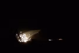 Mỹ sử dụng bom phot pho ở Deir Ezzor. Ảnh minh họa Daily Sabah