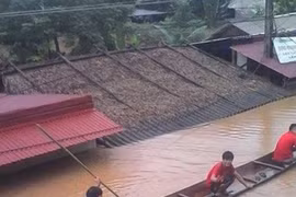 Mưa lũ gây ngập lụt, thiệt hại nặng ở huyện vùng cao Quan Hóa (Thanh Hóa) - Ảnh do người dân cung cấp chiều 3-8