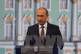 Tổng thống Nga Vladimir Putin đạt mức tín nhiệm cao kỷ lục