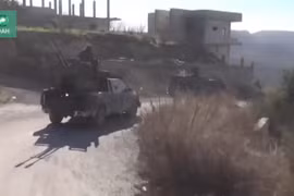Binh sĩ quân đội Syria tăng cường khả năng chiến đấu trên vùng nông thôn đông bắc Latakia - ảnh minh họa video