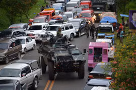 Người dân Marawi tháo chạy khỏi thành phố 