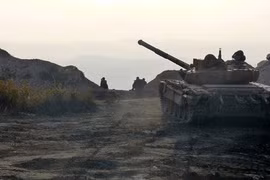 Tấn công liên tục, quân đội Syria giành chiến thắng