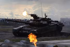 Xe tăng T-90 của Nga. 