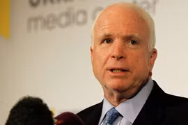 Nghị sĩ John McCain. Ảnh: AP