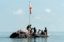 Bãi cạn Scarborough nằm trong vùng đặc quyền kinh tế của Philippines - Ảnh: Philstar