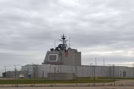 Trạm radar chống tên lửa Aegis Ashore của Mỹ tại căn cứ quân sự ở Deveselu, Romania, ảnh chụp ngày 12.05. 2016. (Daniel Mihailescu / AFP từ Getty Images)
