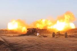Quân đội Syria pháo kích ác liệt trên chiến trường Aleppo