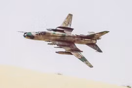 Máy bay chiến đấu Su-22M của không quân Syria trên chiến trường Hama - Idlib. Ảnh minh họa: Masdar News.