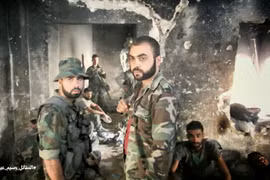 Binh sĩ lực lượng Vệ binh Cộng hòa trên chiến trường thị trấn Ayn Tarma, Đông Ghouta