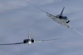 Máy bay ném bom chiến lược tầm xa Tu-22M3 không kích chiến trường Deir Ezzor